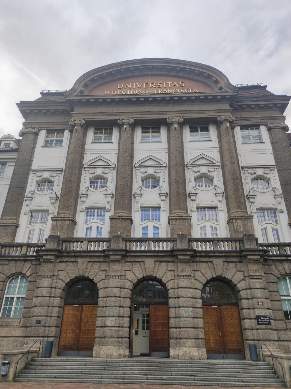 La Giunta ha deliberato oggi (7 maggio) il tirocinio curricolare per gli studenti e le studentesse dell’Università “Leopold Franzes” di Innsbruck da svolgersi nell’Amministrazione provinciale (Foto: ASP/Marie Clara)