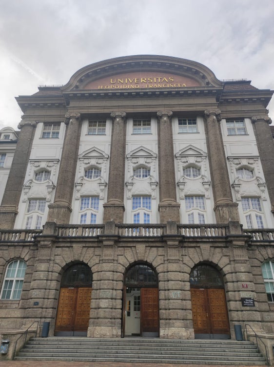 La Giunta ha deliberato oggi (7 maggio) il tirocinio curricolare per gli studenti e le studentesse dell’Università “Leopold Franzes” di Innsbruck da svolgersi nell’Amministrazione provinciale (Foto: ASP/Marie Clara)