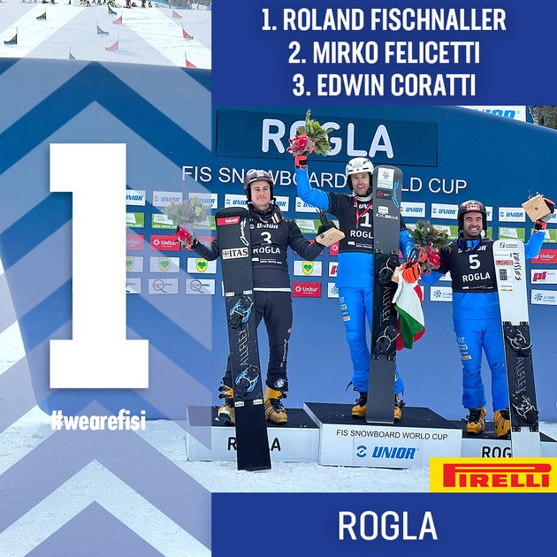 Roland Fischnaller (al centro) sul podio di Rogla tra Mirko Felicetti ed Edwin Coratti (Foto: FISI/Federazione italiana sport invernali)