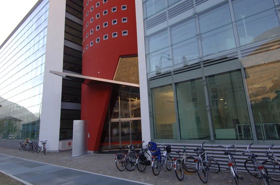 Das Arbeitsmarktservice mit den Arbeitsvermittlungszentren hat seinen Sitz in Bozen (Foto: LPA)