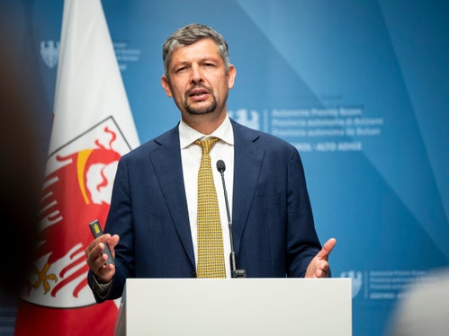 L'assessore provinciale allla Mobilità Daniel Alfreider. La situazione non è più sostenibile e certamente non possiamo pensare che le forze dell’ordine e la polizia locale possano essere operativi 24 ore al giorno per contrastare il fenomeno delle gare notturne in auto. (Foto: USP/Fabio Brucculeri)