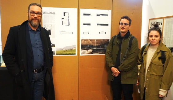 Vorübergehend zu einer Planungsgruppe zusammengeschlossen und gewonnen haben Architekt Tommaso Rossi Fioravanti (links), der Architekt Elias Terzitta (Mitte) und die Architektin Eugenia Bordini (Foto: LPA/Igor Cocca)