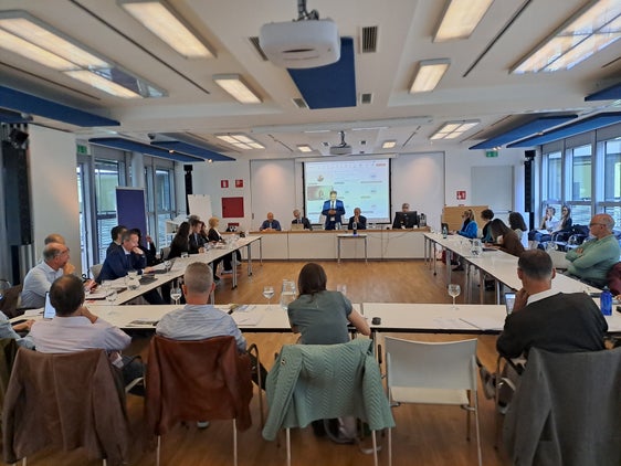 Il Comitato di sorveglianza del Programma di sviluppo rurale si è riunito a Bolzano con alti rappresentanti della Commissione europea e dei Ministeri italiani. (Foto: Dipartimento Agricoltura, Foreste e Turismo)