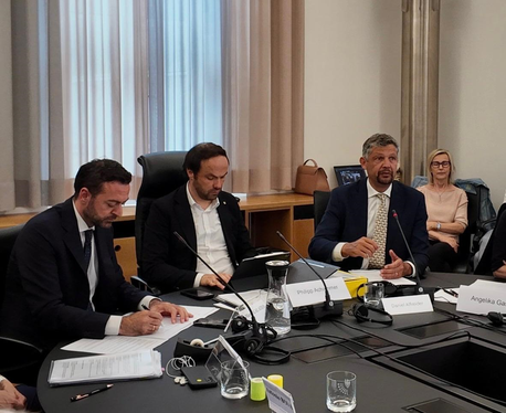Gli assessori provinciali alla Cultura (da sinistra) Marco Galateo, Philipp Achammer e Daniel Alfreider (Foto: USP/Dipartimento Istruzione, Formazione e Cultura ladina/Bruno Benedetto)