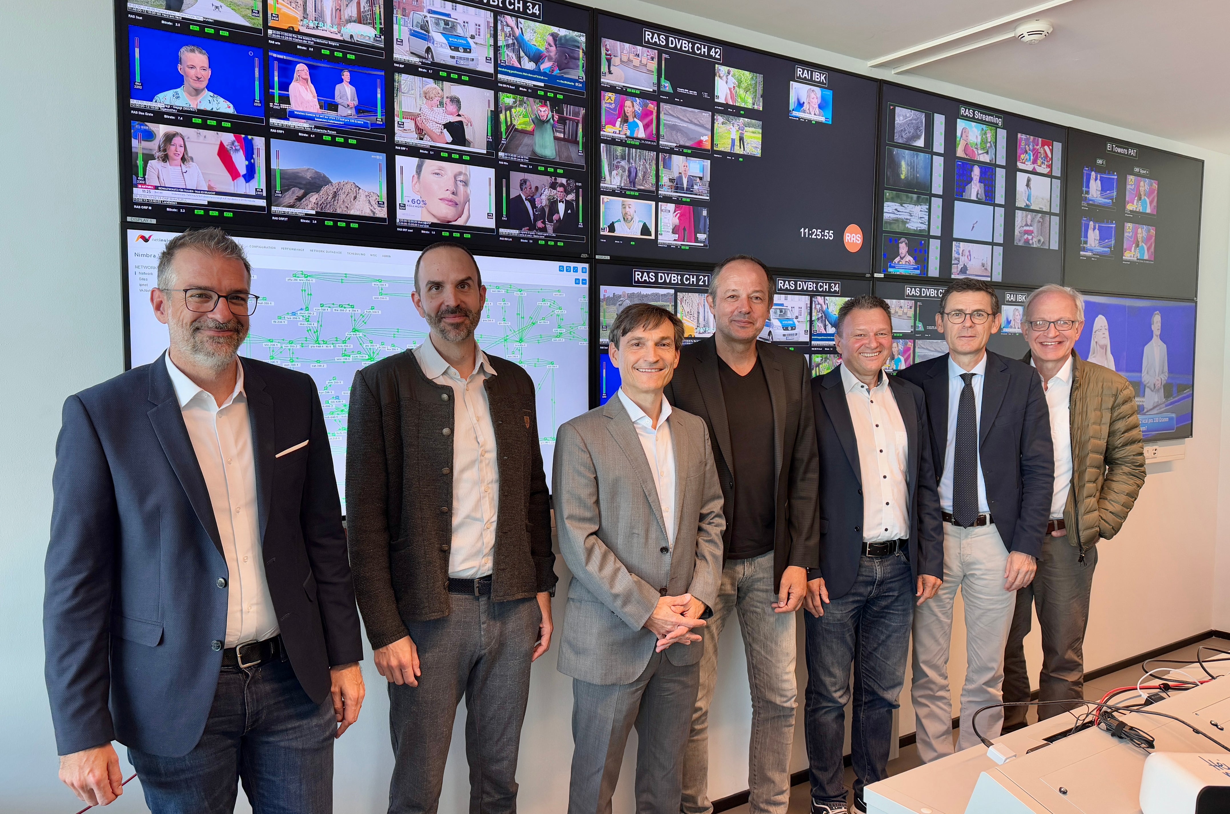 Sie tauschten Erfahrungen aus (von links): Christian Canal Technischer (Direktor RAS), Alexander Jahn (BDR), Frank Strässle (Geschäftsführer von BMT und BDR), Rainer Biehn (BMT), Georg Plattner (Direktor der RAS) , Peter Silbernagl (Präsident der RAS) und Robert Widmann (BDR). (Foto: RAS)
 
