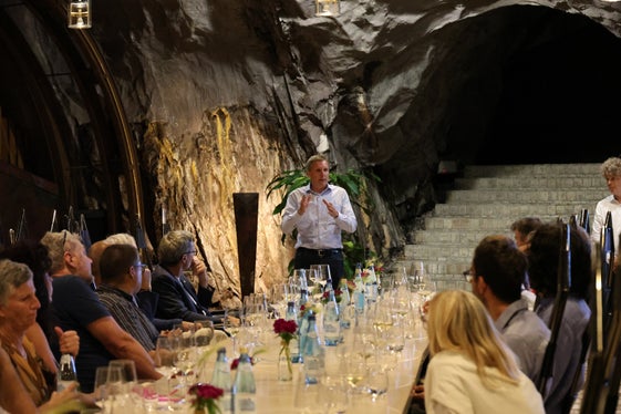 L'assessore al Turismo, agricoltura e foreste Luis Walcher ha fatto il punto della situazione al termine dei lavori. (Foto: USP/Sabine Pitscheider)