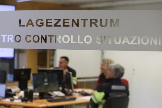 Das Landeslagezentrum war heute während der Übung von 9.30 bis 10.30 Uhr besetzt, hier laufen die Fäden zusammen. (Foto: LPA/Maja Clara)