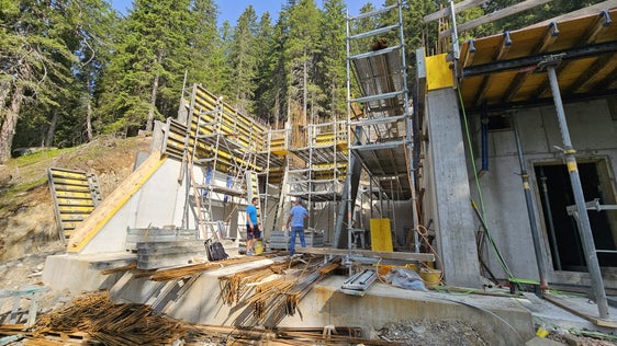 La nuova postazione ricetrasmittente sostituisce quella precedente di Anterselva di Mezzo. (Foto: USP/RAS)
