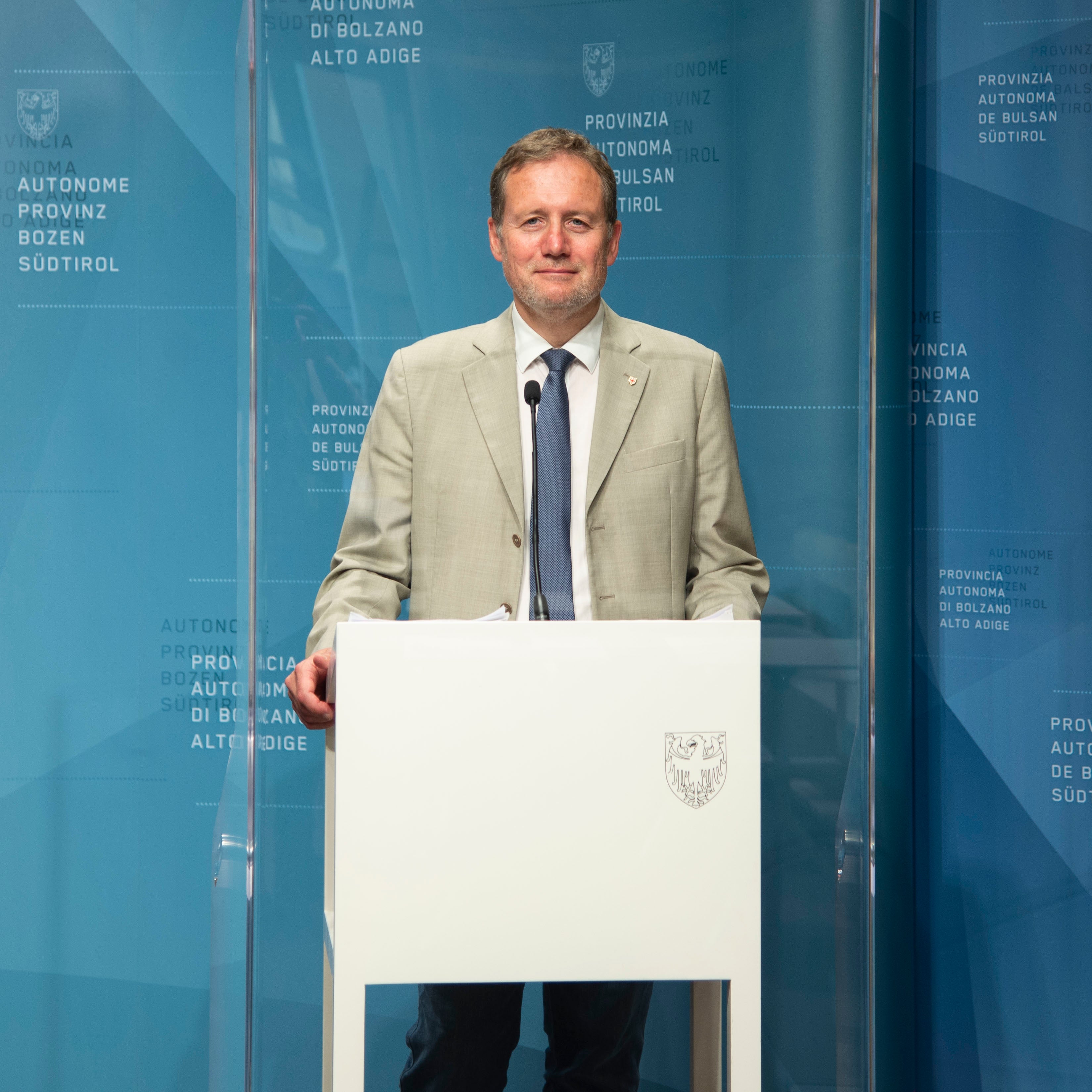 L'assessore Bessone ha presentato oggi (17 maggio) il programma delle opere pubbliche 2022-2024. (Foto: ASP/Fabio Brucculeri)