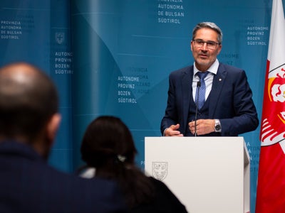 Freiheit, Demokratie, soziale Gerechtigkeit und Gewaltlosigkeit:&nbsp;Am Tag der Befreiung erinnert Landeshauptmann Kompatscher  an die in der italienischen Verfassung festgeschriebenen vier Prinzipien. (Ft: LPA/Fabio Brucculeri)