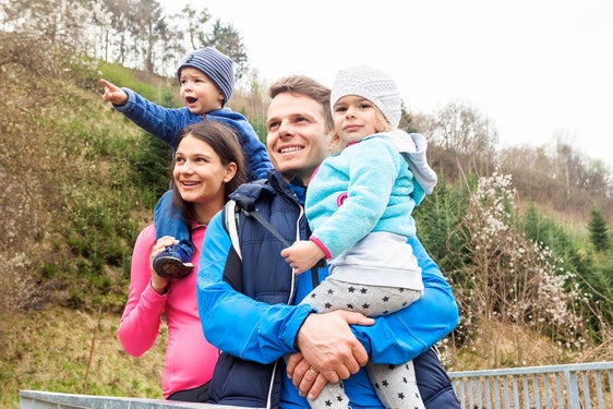 Le indagini relative al nuovo studio sulle famiglie, i cui risultati saranno pubblicati il prossimo anno, proseguiranno fino alla fine dell'anno. Lo studio comprende domande sulle strutture familiari, gli orientamenti e i valori, la cura e l'educazione dei figli, il desiderio di avere figli, l'assistenza e la cura delle persone non autosufficienti, il lavoro retribuito e la conciliazione tra vita lavorativa e vita familiare, nonché il sostegno alle famiglie. (Foto: Agenzia per la famiglia/Ingrid Heiss)