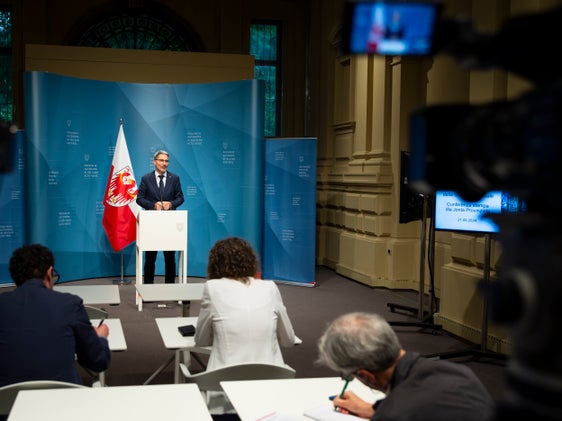 Il presidente Kompatscher ha annunciato la modifica dei criteri di accesso alle sovvenzioni per i media locali nel corso della conferenza stampa che tradizionalmente fa seguito alla seduta della Giunta provinciale. (Foto: ASP/Fabio Brucculeri)