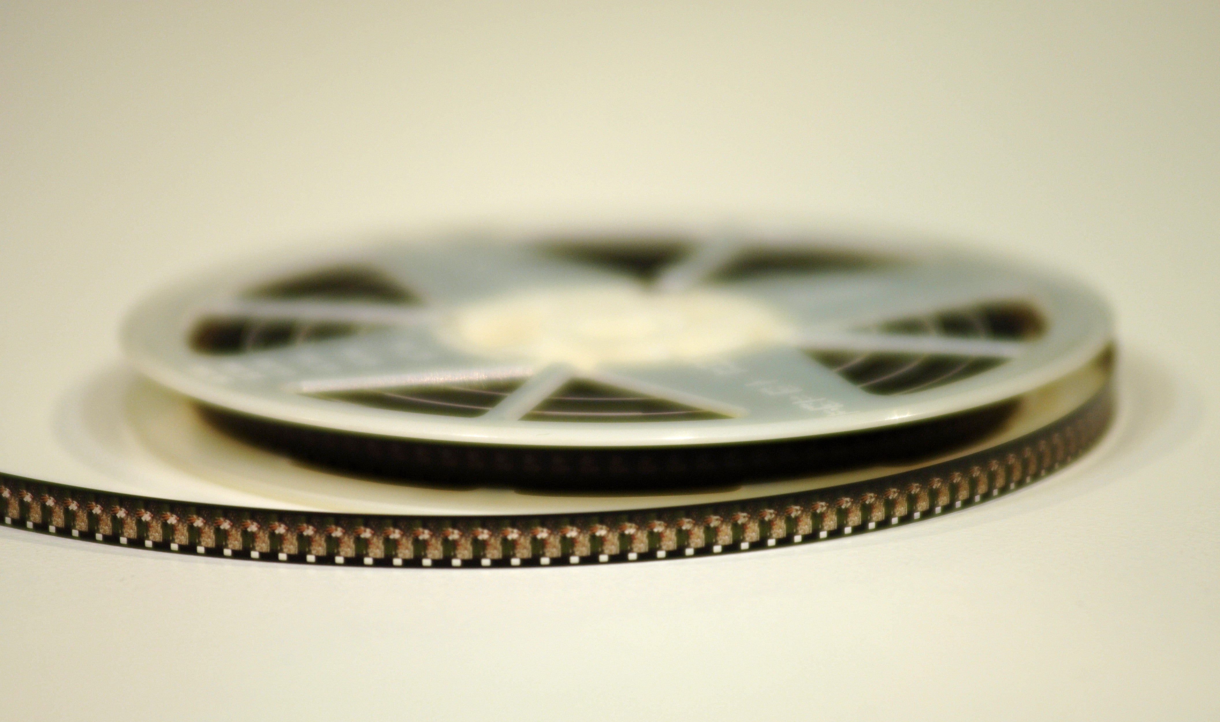 In occasione della Giornata mondiale del patrimonio audiovisivo dell'Unesco, il 27 ottobre, l'Ufficio provinciale film e media invita i possessori di vecchi film cinematografici ad una giornata di visione (Foto: ASP/Ufficio film e media)