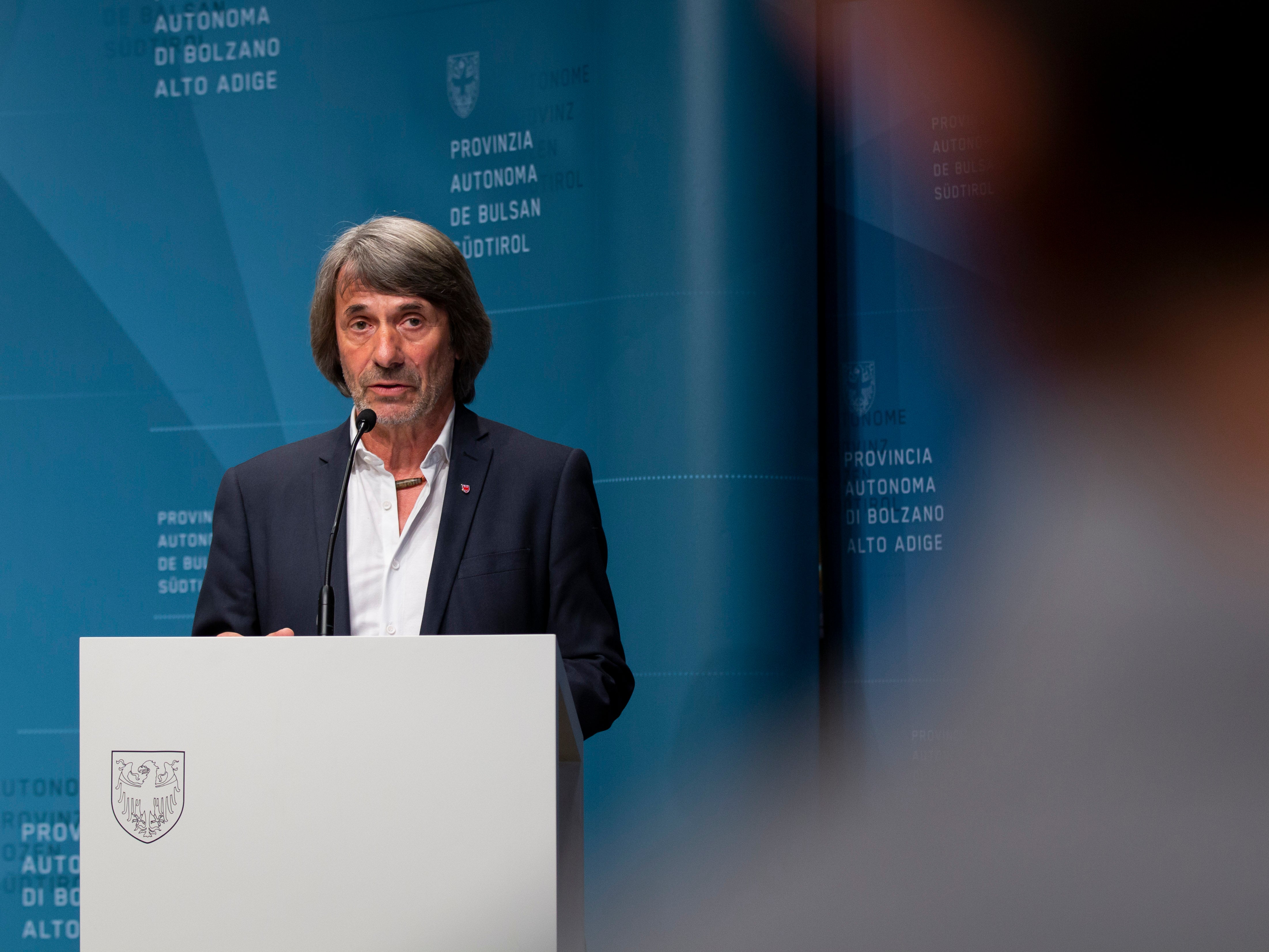 Die Landesregierung hat beschlossen, dass Ärztinnen und Ärzte für Allgemeinmedizin eine Förderung für den Ankauf von Medizinprodukten für die Diagnostik der ersten Ebene beantragen können. Das teilte heute Gesundheitslandesrat Hubert Messner mit. (Foto: LPA/Fabio Brucculeri)