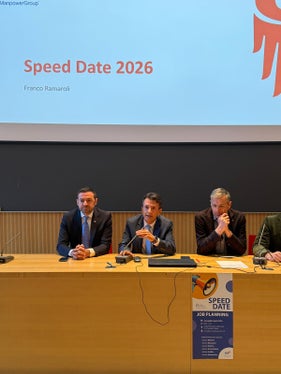 “Accompagnare gli studenti nel passaggio dalla scuola alla vita adulta significa aiutarli a orientarsi e a sviluppare competenze socio‑emotive che saranno decisive per il loro futuro”, ha affermato il sovrintendente Vincenzo Gullotta (secondo da sinistra). (Foto: USP)