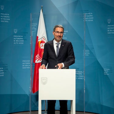 Bereits bei der Erstellung des Haushalts 2022 habe die Landesregierung auf die Unterdotierung hingewiesen und eine Aufstockung durch den Nachtragshaushalt angekündigt, sagte Landeshauptmann und Finanzlandesrat&nbsp;Arno Kompatscher. (Foto: LPA/Fabio Brucculeri) 