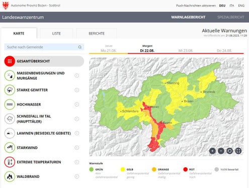 Nach aufeinanderfolgenden Tagen mit Temperaturen über 35 Grad erhöht das Landeswarnzentrum auf die Stufe Rot. Im Bild der Bericht für den morgigen Dienstag, 22. August (Quelle: Warnlagebericht des Landeswarnzentrums in der Agentur für Bevölkerungsschutz)