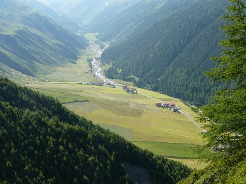 Su proposta dell'assessore provinciale Peter Brunner, la Giunta provinciale ha respinto il collegamento tra Vallelunga e la Kaunertal. La Commissione per la valutazione degli aspetti socioeconomici e il Comitato ambientale avevano precedentemente dato una valutazione negativa al progetto. (Foto: ASP/
Ufficio Pianificazione territoriale e cartografia)