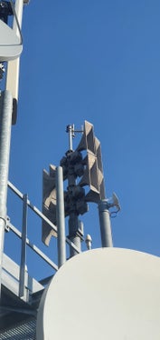 Auch die Sirene auf dem Gebäude der Rundfunkanstalt Südtirol RAS in Bozen hat um 10.08 Uhr mit einem eine Minute anhaltenden auf- und abheulenden Ton den Zivilschutz-Probealarm verkündet. (Foto: LPA/RAS)