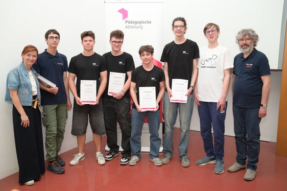 Informatik-Olympiade – Mannschaftswettbewerb (Foto: LPA/Deutsche Bildungsdirektion/Margit Pichler)