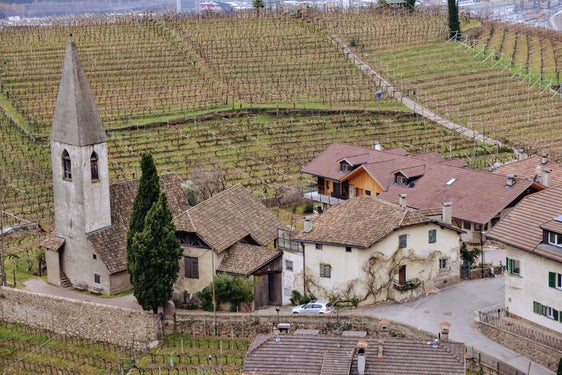 Chi pianifica progetti per proteggere e migliorare l'architettura e il paesaggio nelle aree rurali può richiedere un finanziamento grazie ai fondi sostenuti dal PNRR. (Foto: ASP/Peter Daldos)