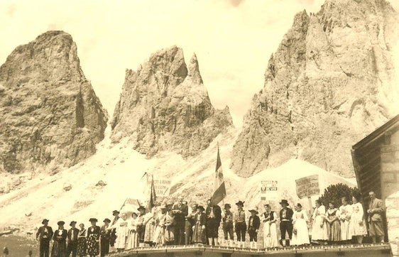 Esattamente cento anni fa, il 21 gennaio 1923, i tre Comuni ladini del Sopramonte furono annessi alla Provincia di Belluno. (Foto: ASP)