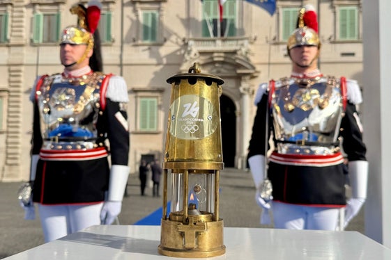 Am 4. Dezember war das Olympische Feuer über eine Laterne von Griechenland nach Rom gebracht worden. (Foto: Quirinal. Das Foto darf nur im Zusammenhang mit dieser Aussendung verwendet werden.)