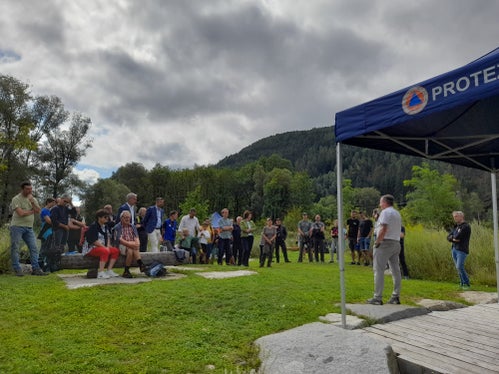 Erfreut über die Aufwertung des Gebiets an der Rienz zeigte sich auch der Bürgermeister von Vintl Walter Huber. (Foto: LPA/Maja Clara)