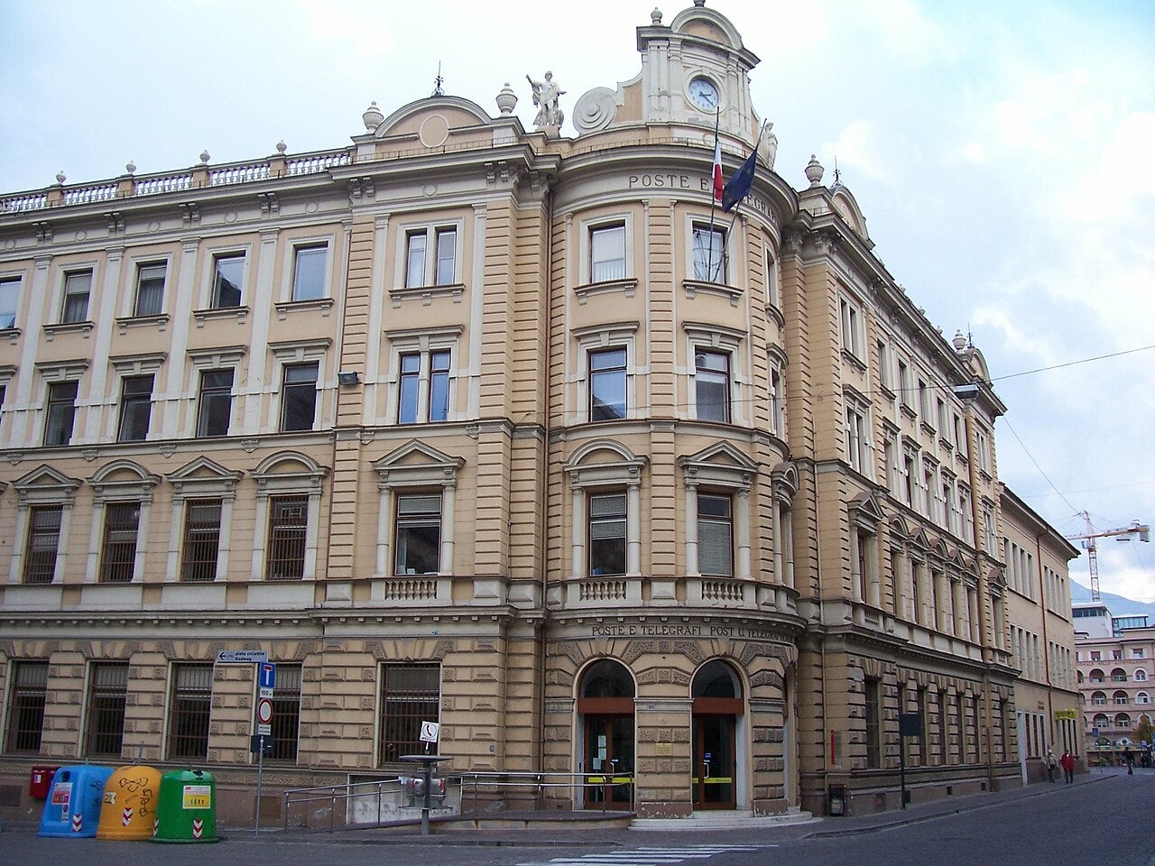 L'edificio postale in Piazza della Parrocchia a Bolzano (Foto: Di Luca83 - CC BY 3.0 - Wikimedia)