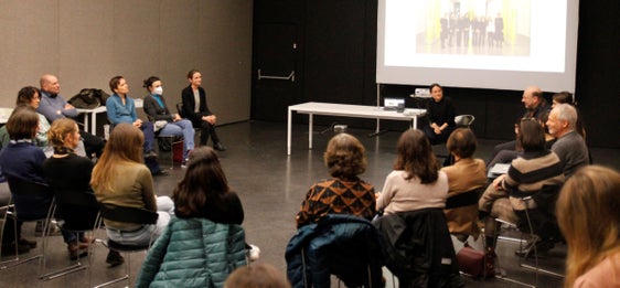 Vertreterinnen und Vertreter verschiedener Bildungs- und Kulturinstitutionen bei der heutigen Vorstellung des Netzwerks Kultur.Forscher! im Museion in Bozen (Foto: LPA/Verena Hilber)