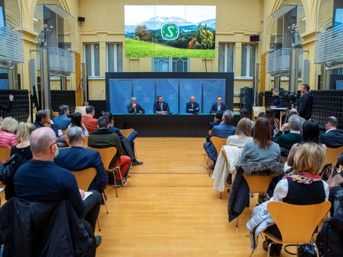 Le destinazioni e le aziende altoatesine saranno ora certificate secondo uno standard riconosciuto a livello internazionale per il loro impegno nel campo della sostenibilità. Il Marchio di sostenibilità Alto Adige nel turismo è stato presentato oggi (Foto: ASP/Fabio Brucculeri)