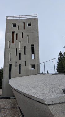 Nel progetto congiunto per il radar meteorologico, la costruzione della torre è stata affidata alla Provincia di Trento (Foto: Ufficio meteorologia e prevenzione valanghe/Günther Geier)