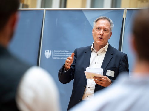 Il direttore del Dipartimento Ulrich Höllrigl ha indicato l'innovazione, la sostenibilità e la qualità come i criteri più importanti nel settore agricolo. (Foto: USP/Fabio Brucculeri)