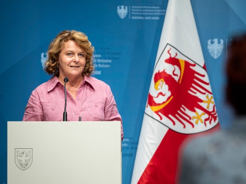 Ein selbstbestimmtes Leben ist für jeden Menschen wichtig. Mit dem Lebensprojekt soll dies künftig auch für Menschen mit Behinderungen besser als bisher möglich sein, sagt Landesrätin Rosmarie Pamer. Darum beteiligt sich das Land Südtirol an der Erprobungsphase dieser Maßnahme, die ab 2027 in ganz Italien eingeführt wird. (Foto: LPA/Fabio Brucculeri)