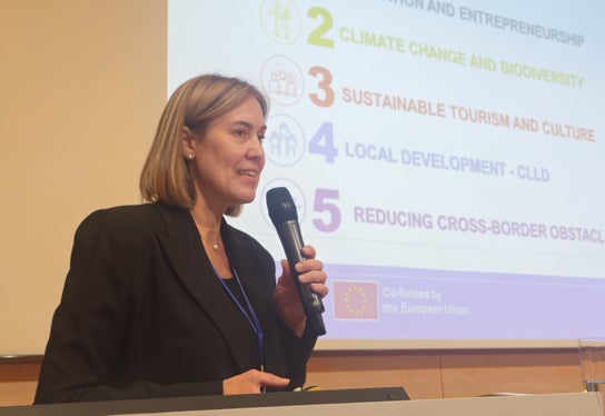 Martha Gärber (direttrice della Ripartizione Europa e rappresentante dell'autorità di gestione Interreg Italia-Austria): l'assistenza professionale di Fit4Co è di grande aiuto per presentare domande promettenti e ben preparate. (Foto: Euregio)
