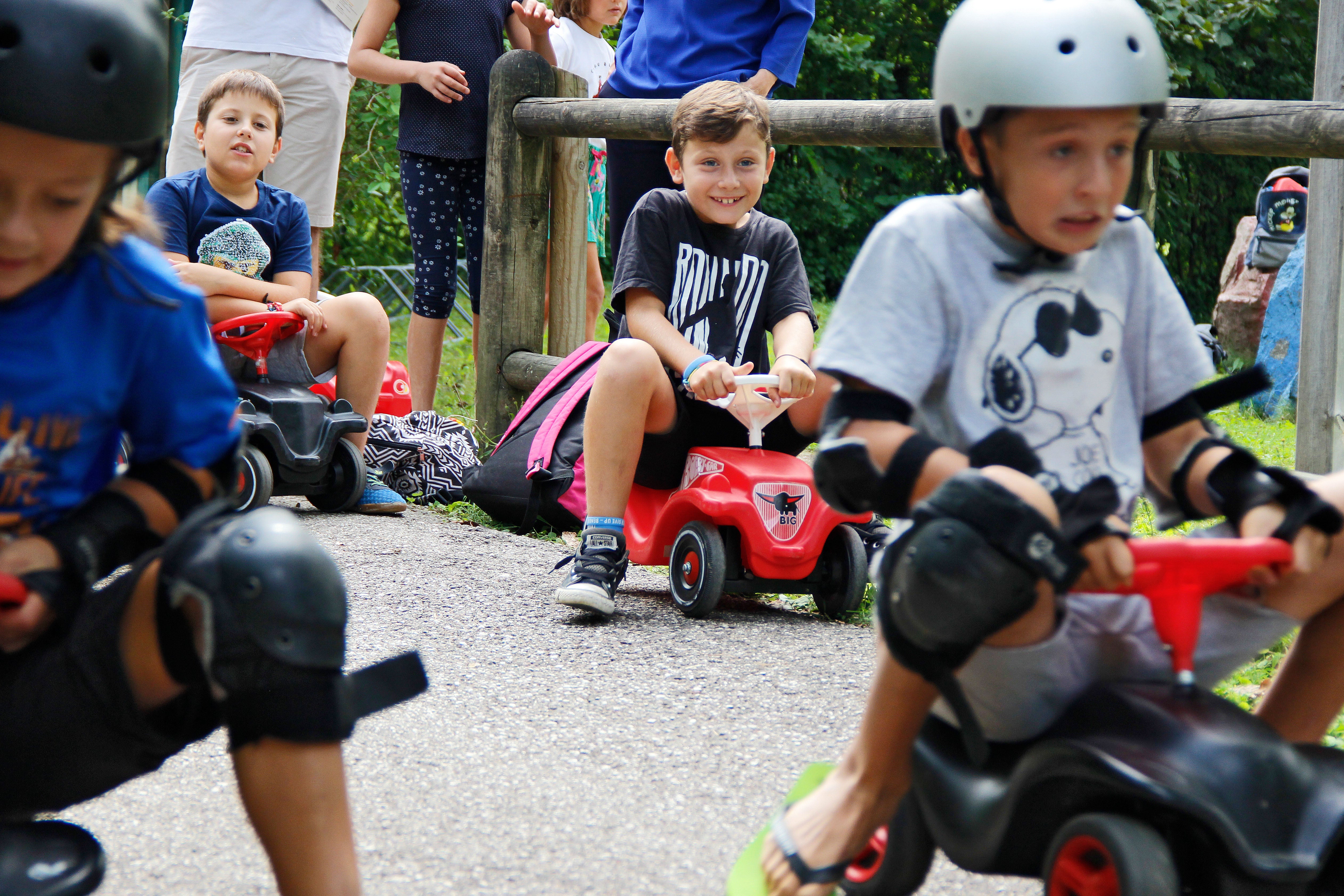Auch im Sommer 2022 erwartet zahlreiche Kinder und Jugendliche wiederum ein abwechslungsreiches Angebot an Betreuungsprojekten. (Foto: LPA/Greta Stuefer)