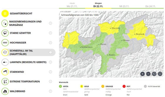 Für morgen (Dienstag, 22. November) hat der Landeswetterdienst ab 500 bis 1000 Höhenmetern Schneefälle angekündigt. Für alle Haupttäler gilt deshalb morgen die Warnstufe Gelb. Auch in den Seitentälern, vor allem im Dolomitengebiet und auch im Ahrntal, ist mit Schneefall zu rechnen. (Quelle: Landeswarnzentrum in der Agentur für Bevölkerungsschutz)