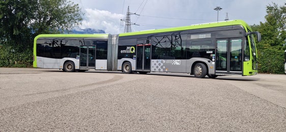 Bereits heute besteht der SASA-Fuhrpark zu 10 Prozent aus emissionsfreien Fahrzeugen. (Foto: LPA/SASA)