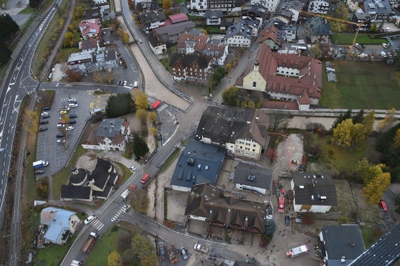 Il 28 luglio ed il 5 agosto si svolgeranno due eventi informativi online rivolti agli abitanti di Sesto e San Candido riguardo ad un progetto di protezione dalle piene. Nella foto i danni causati da Vaja nell'ottobre 2018 a San Candido  (Foto: Agenzia per la Protezione civile/Luca Messina)