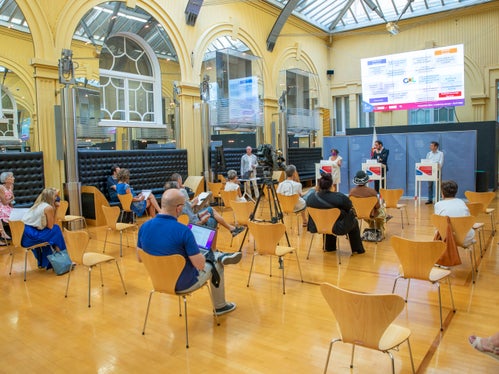 Far entrare nel mondo del lavoro un maggior numero di persone, contrastare la carenza di lavoratori qualificati, ridurre gli ostacoli al collocamento: sono gli obiettivi della Garanzia di occupabilità, la cui attuazione è stata avviata (Foto: ASP/Fabio Brucculeri)
