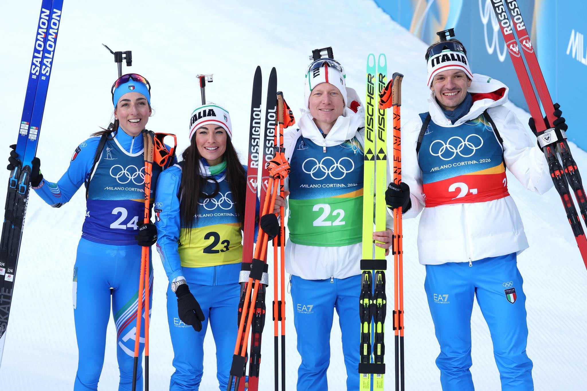 Holten Silber in der Mixed-Staffel im ersten Olympischen Bewerb auf Südtiroler Boden (v.l.): Lisa Vittozzi, Dorothea Wierer, Lukas Hofer und Tommaso Giacomel. (Foto: Milano Cortina)