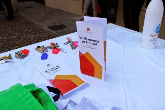 "Willkommen zu Hause": Künftig können Wobi-Wohnungen auch von Bürgerinnen und Bürger mit mittlerem Einkommen angesucht werden. (Foto: LPA/Carmen Kollmann)