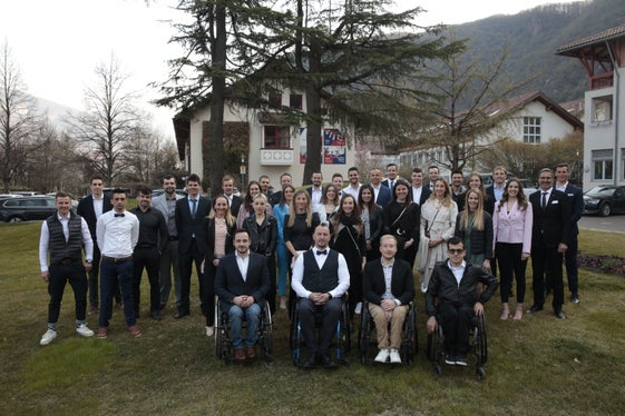 Foto di gruppo al termine della cerimonia (Foto: ASP/Tiberio Sorvillo) 