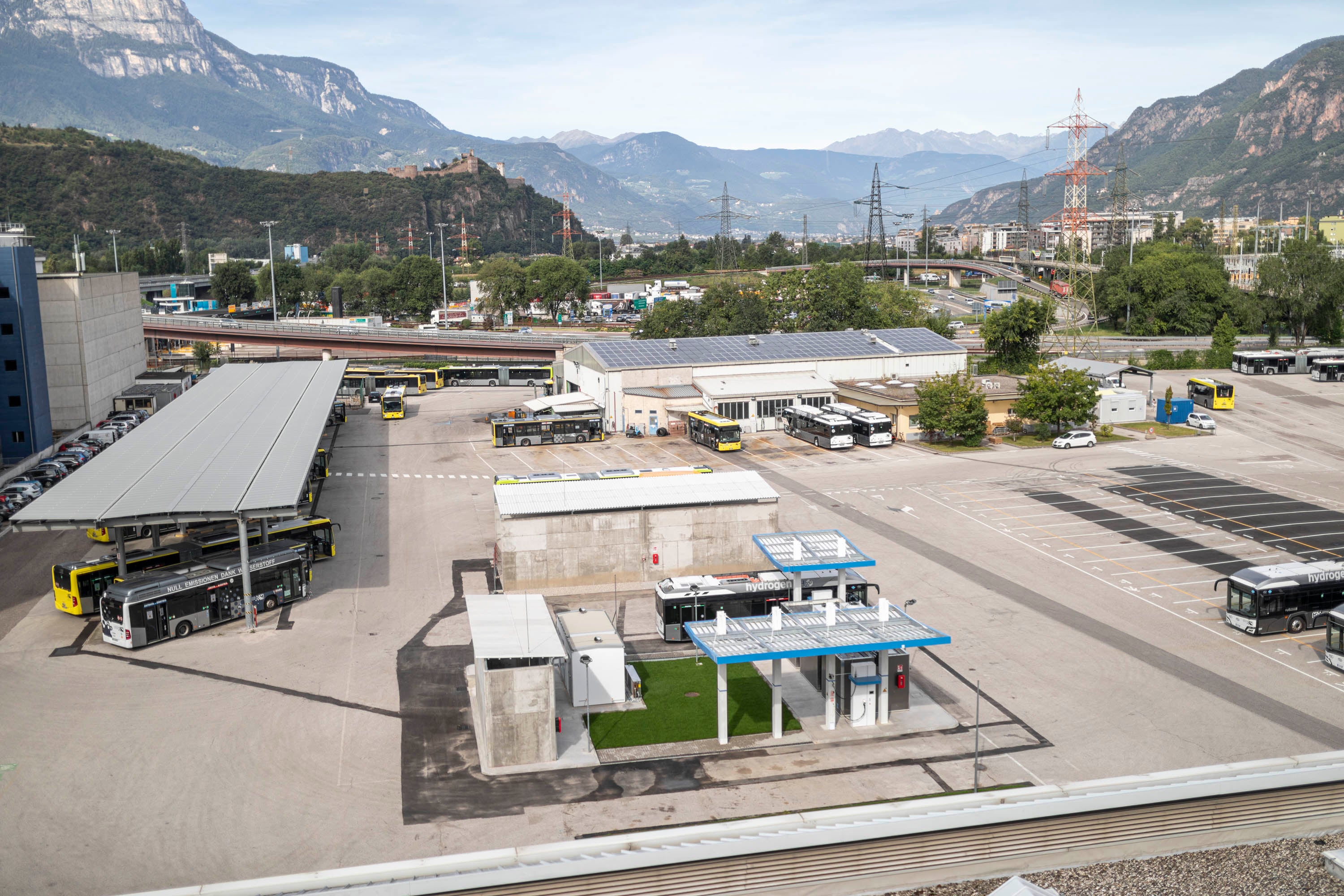 Sasa SpA utilizzerà i fondi stanziati per portare avanti i progetti in corso e quelli nuovi sull'infrastruttura di ricarica e sugli edifici amministrativi e operativi. (Foto: USP/Armin Huber)