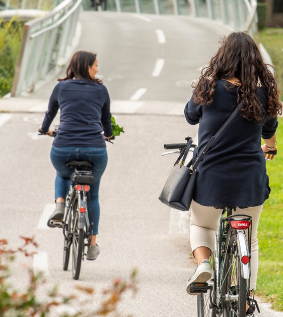 I nuovi criteri per l'incentivazione della mobilità sostenibile sostituiscono quelli già approvati con deliberazioni precedenti, adeguando le quote di contributo sulla base degli sviluppi del mercato e della valutazione dell’effetto che gli incentivi stessi hanno sulla riduzione del traffico.  (Foto: USP)