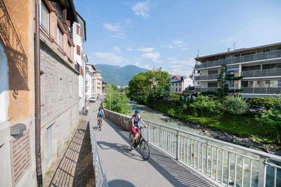La Provincia investe 1,5 milioni di euro nella manutenzione straordinaria delle piste ciclabili sovracomunali. (Foto: IDM Alto Adige/Harald Wisthaler)