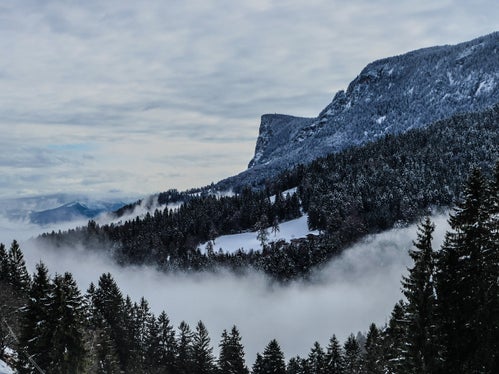Immagine meteorologica del mese di gennaio 2026: il Monte Macaion (Foto: USP/Martin Geier)