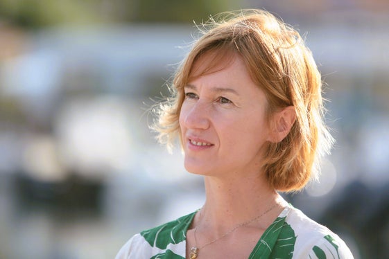 Elvira Mujčić offrirà uno sguardo sul suo testo e sulla riflessione letteraria sul termine “Ausschluss - Esclusione”. (Foto: Teßmann/Salvatore Madau)