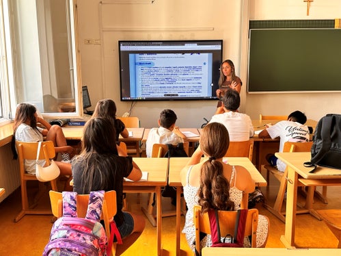 I corsi estivi di lingua, organizzati dai Centri linguistici in collaborazione con le scuole di lingua tedesca e italiana, nelle ultime due settimane di agosto hanno registrato una buona affluenza. (Foto: USP/Ripartizione pedagogica/Ufficio provinciale Consulenza/Direzione Istruzione e Formazione tedesca/Fabio Casati)