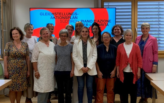 La Commissione provinciale per le pari opportunità ha approvato la proposta di Piano per la parità (Foto: ASP/Servizio donna)